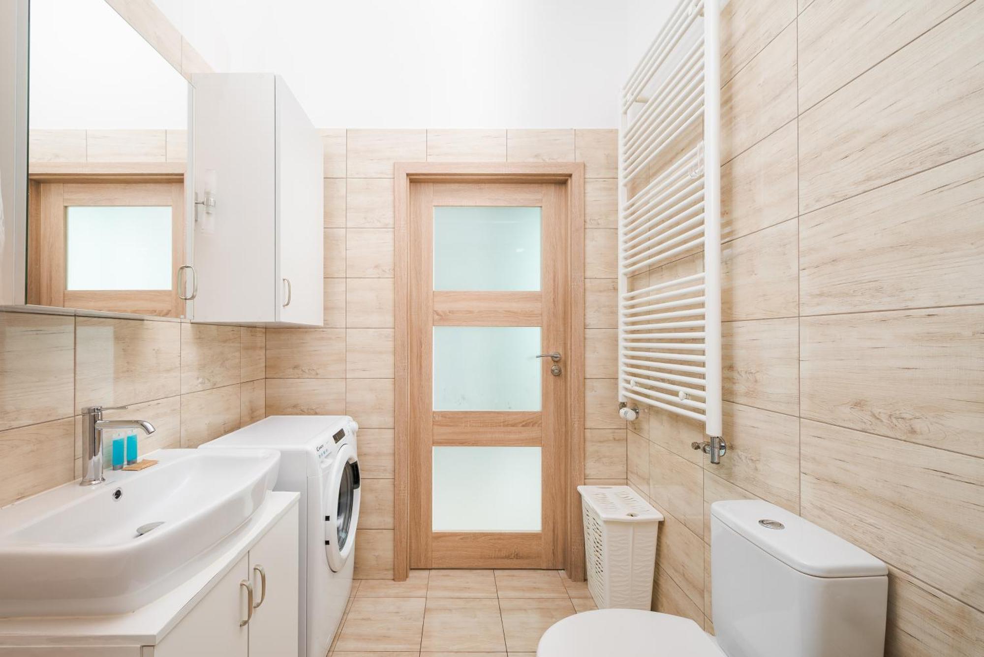 Apartament Lotnisko Chopina Comfy *